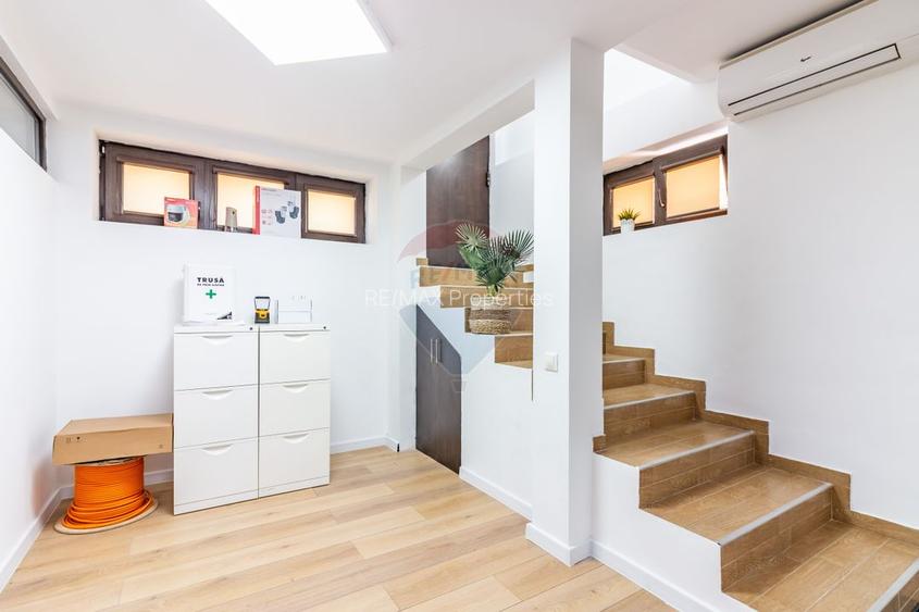 Apartament 4 camere de vanzare,Agricultori 80,sector 2 - 3