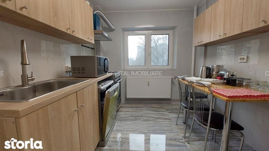 Apartament 2 camere renovat 2022, etaj 2/7, balcon închis,  Metrou Titan 2 min - 2