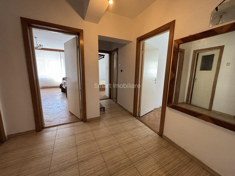 Apartament 3 camere zona Livada Postei - 2