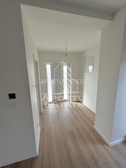 Duplex deosebit cu 4 camere si 2 bai, P + 1, predare la cheie, in Sag - 19