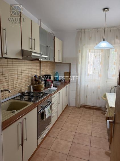 APARTAMENT 4 CAMERE - ETAJ INTERMEDIAR 4/8 - CRANGASI - 3