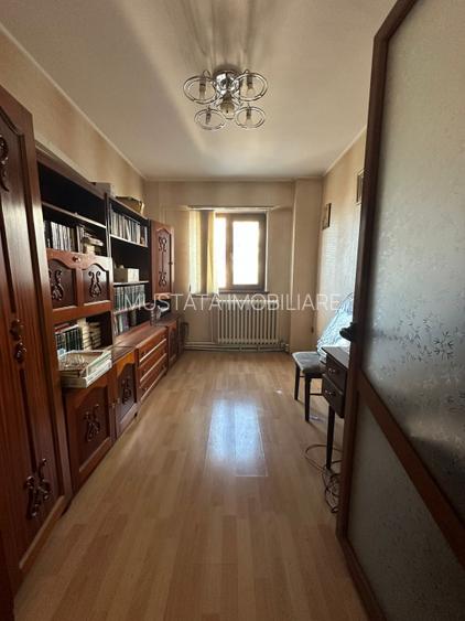 Apartament 3 camere decomandat, zona Obor, etaj 2. - 7