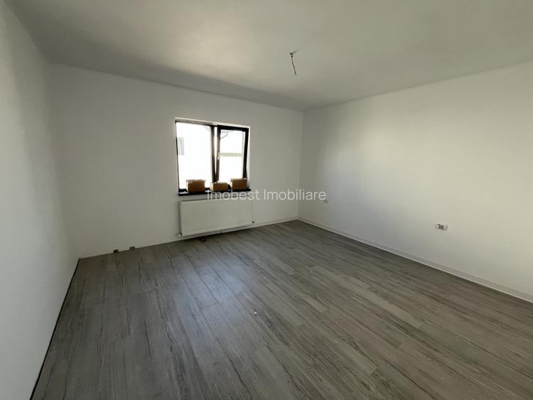 Exclusivitate, casa la sol cu posibilitate de mansardare, 3 camere, Valu lui Tr! - 4