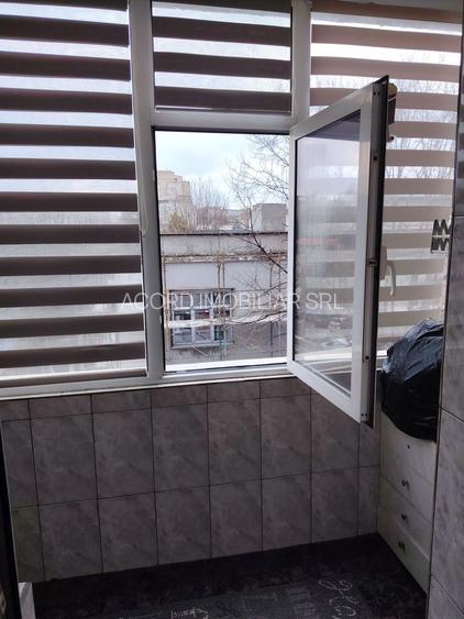 Tomis 1, apartament cu doua camere decomandate. - 11