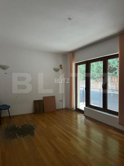 OPORTUNITATE INVESTIȚIE: Apartament de 4 camere, 2 bai, 134mp, Zona Semicentrala - 5