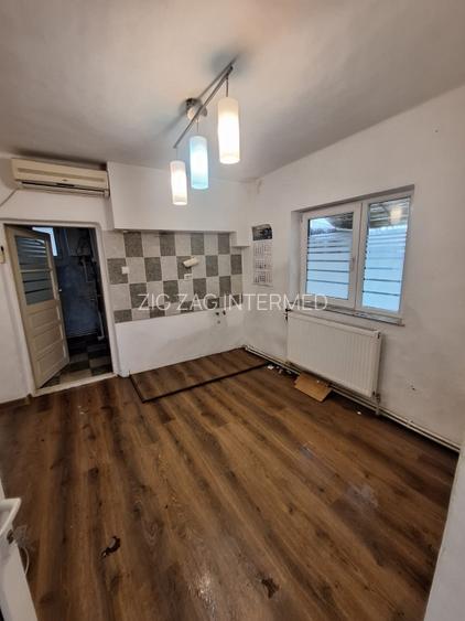 Km. 5 - Viile Noi, casa 4 camere, libera, pe colt - 10