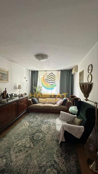3 camere an 1983 la 8 minute de metrou Piata Sudului