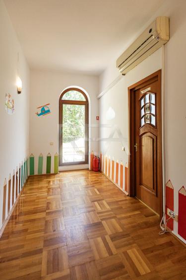 Spatiu educational intr o vila Parcul Carol