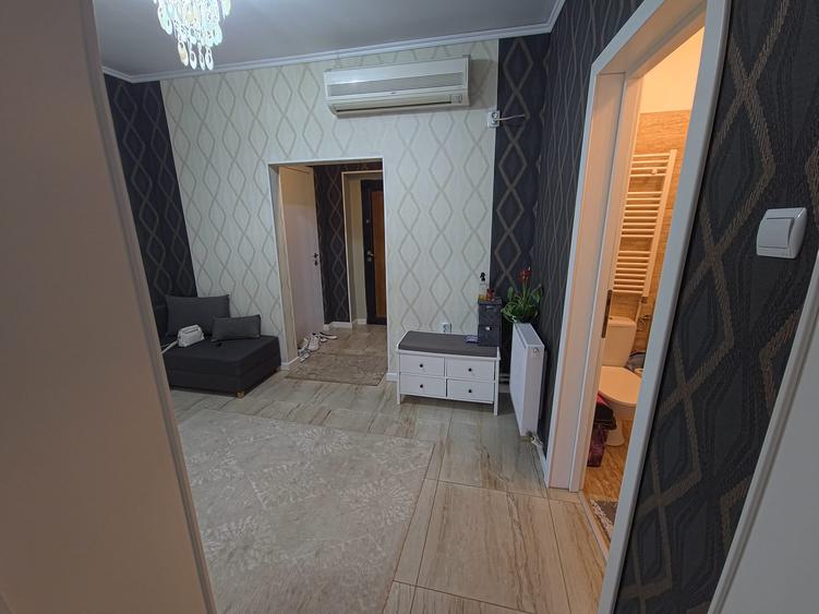Centru apartament 3 camere decomandat la 200 m de plaja Modern