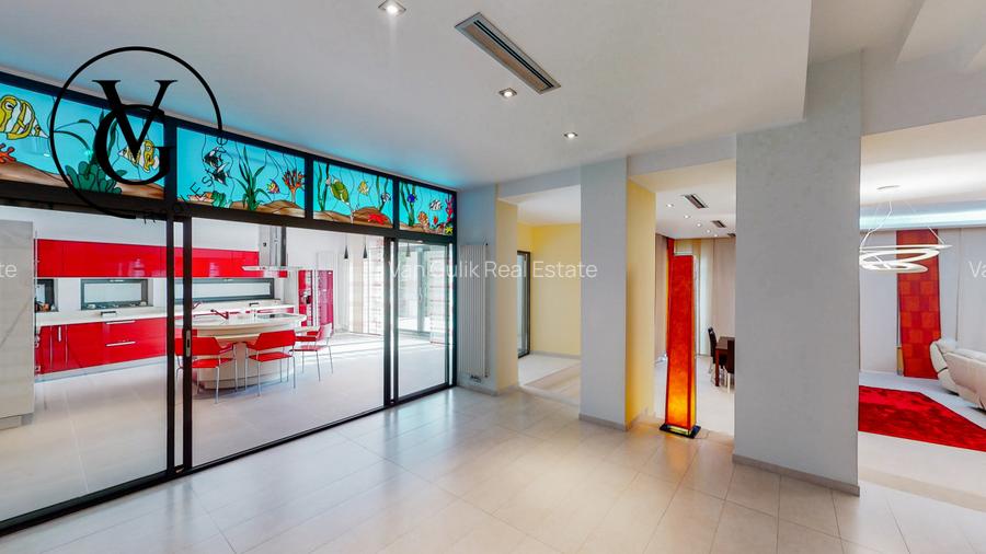 Vila unica in  Statiunea Mamaia- vedere la mare si lac - 7