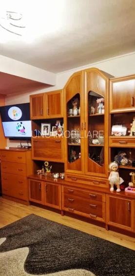 BAZA 3 - CARREFOUR FELICIA - O CAMERA DECOMANDAT - TERASA - MOBILAT SI UTILAT - 4