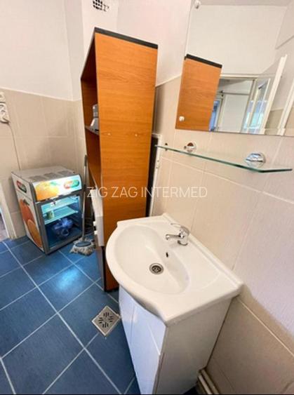 Cazino - Hotel Palace, spatiu ideal birouri, 90 mp., 5 camere. - 20