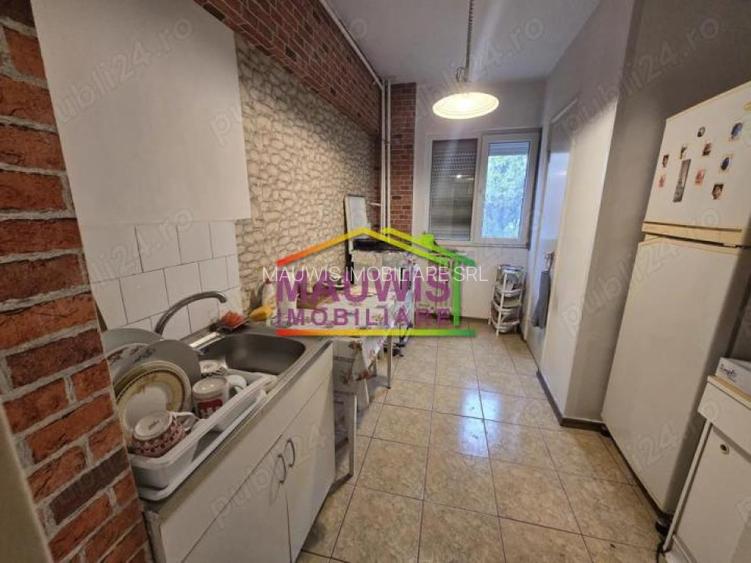 Iancului / et 2 / decomandat /  6 minute Metrou / - 3