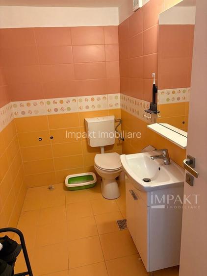 Casa frumoasa de vanzare la curte comuna, zona Centrala! - 10