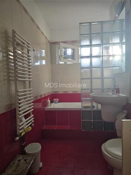 3 camere 68 mp in spate la McDonald?s - 3