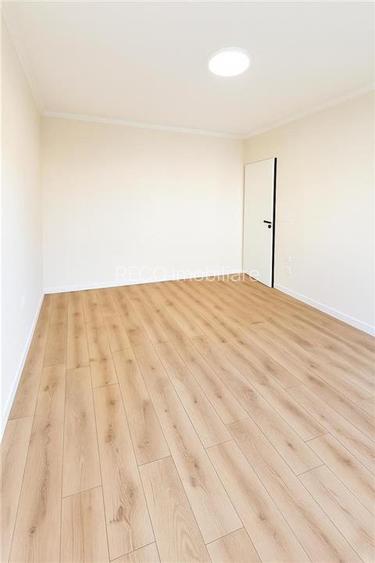 RECO Apartament tip X etaj intermediar Rogerius - 4