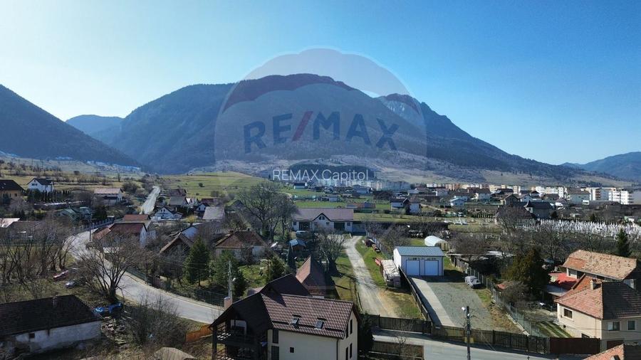 Teren intravilan 1,486mp Zarnesti / Soseaua Branului - 2