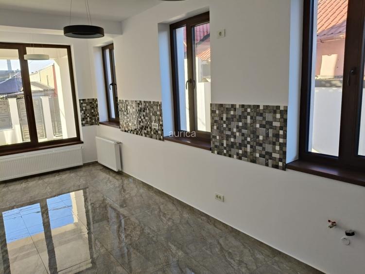 Proprietar,vând vila nouă,zona Cora Brătianu Constanța - 10