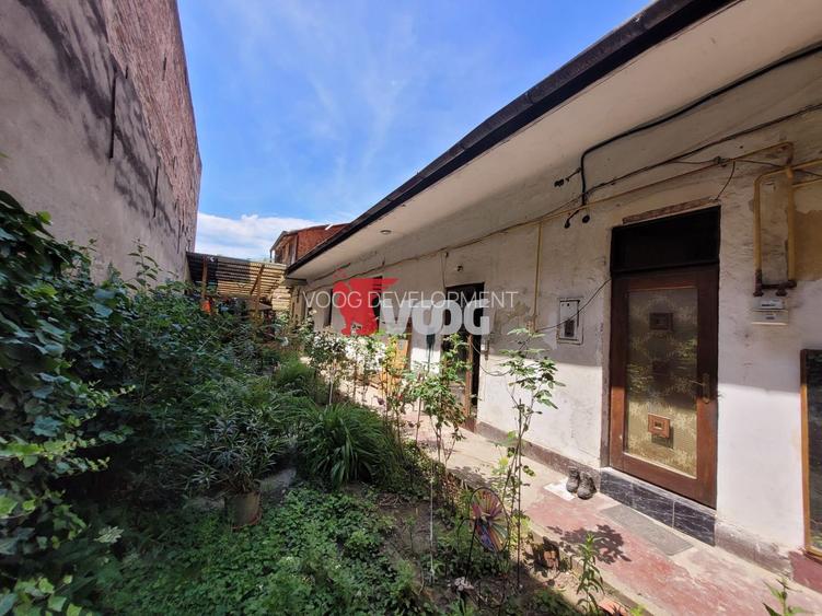 Casă cu 5 Apartamente de Vânzare – Lângă Piața Traian - 2