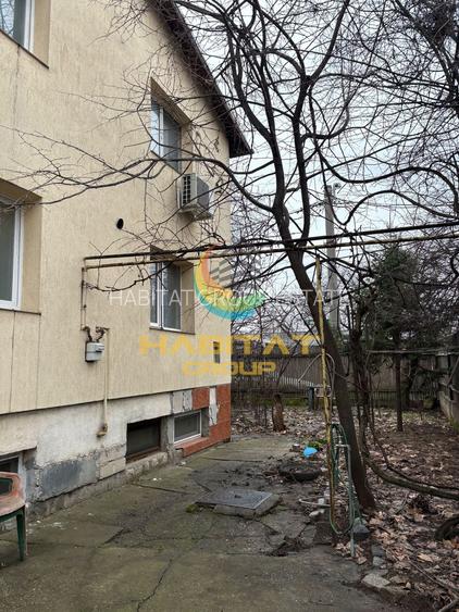 De Vanzare Casa Generoasa De 286mp Utili In Zona Luica - 27