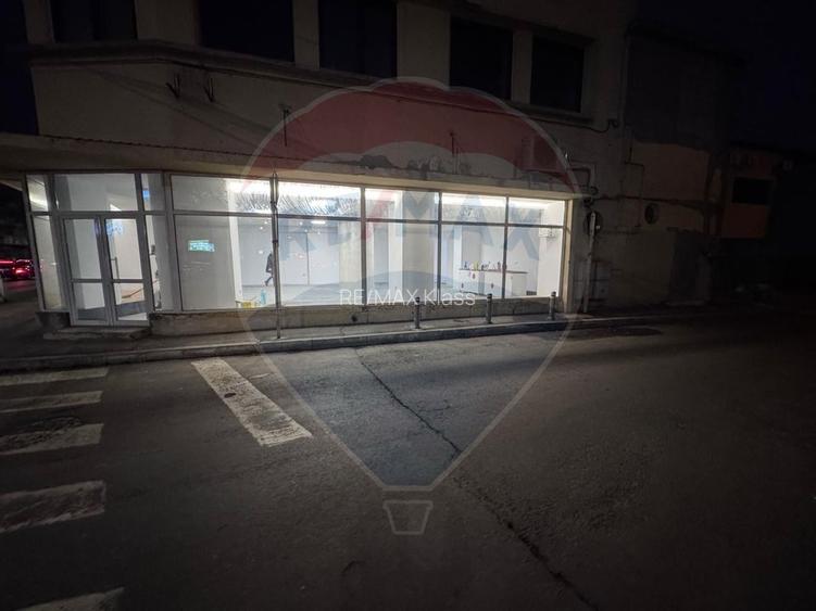 De inchiriat | Spatiu comercial | Piata Centrala - 11