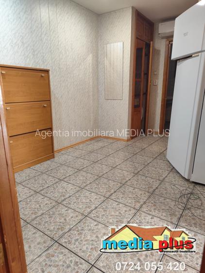 Apartament 2 camere de închiriat – I.C. Frimu, etaj 1, mobilat și utilat – 350 E - 8