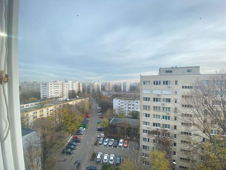 4 camere renovate, 60 mp + balcon, etaj 10/11 – Drumul Taberei V7 - 13