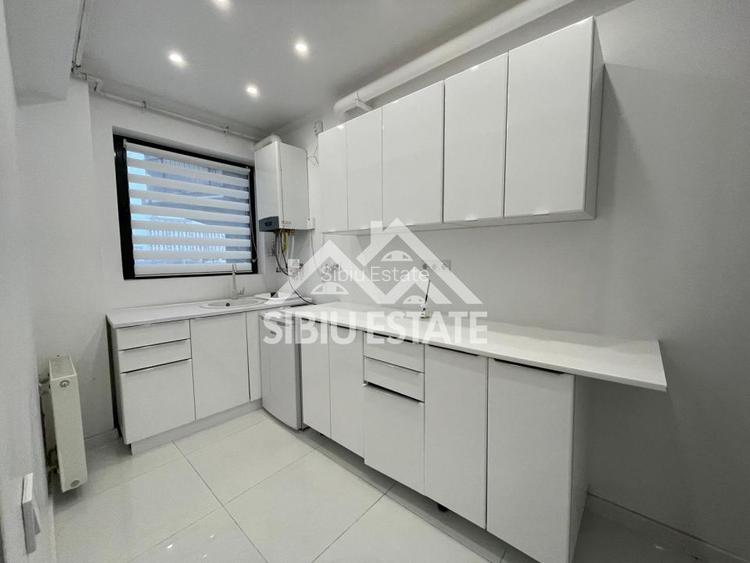 Spatiu comercial LA PRET DE APARTAMENT zona Rahovei  parter - 15