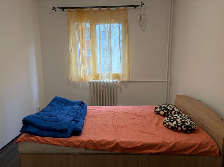 Apartament cu trei camere, Brancoveanu, 120.000€ negociabil - 8