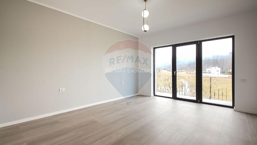 Casă / Vilă cu 5 camere de vânzare în zona Bunloc - 25