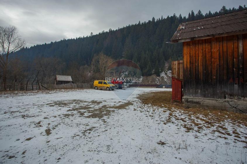 De vanzare| Hala industriala + teren, post trafo propriu, Borca, Neamt - 7