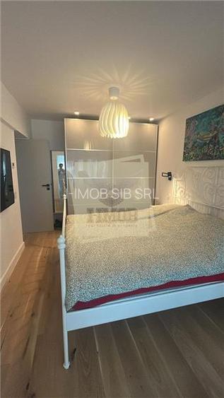Apartament modern cu 4 camere 2 bai si logie inchis in Strand - 8