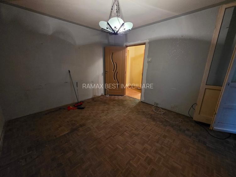 1 Decembrie 1918, 10 minute metrou, Auchan, chiar pe Onisifor Ghibu - 11