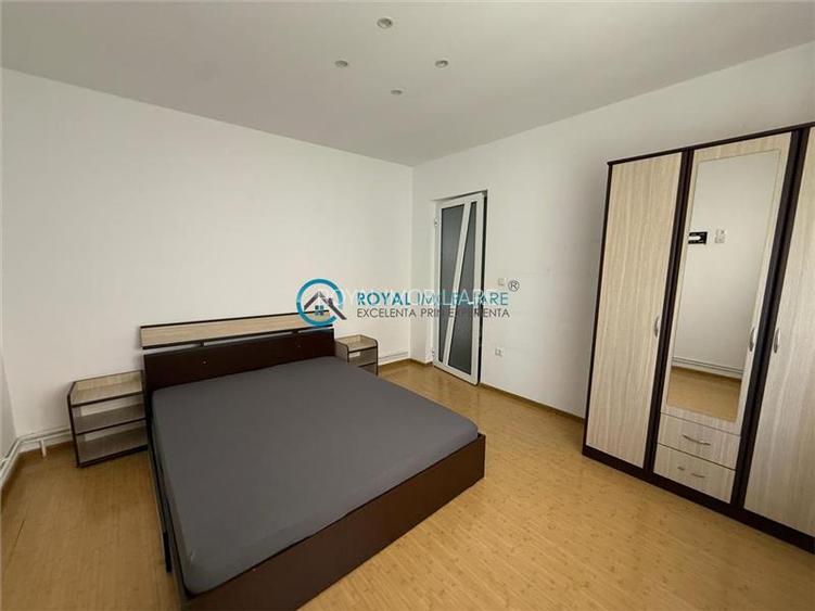 Royal Imobiliare - Inchiriere Vila zona Bucov cartier Mica Roma - 8