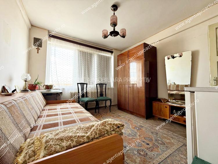 Apartament cu 3 camere zona centrală , stradal, intr-un bloc curat, 69.900 euro - 4