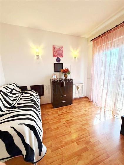 ARADULUI - 4 CAM - 2 BAI - LIFT - ETAJ 2 - DECOMANDAT - BLOC DUPA 2000 - ZONA EX - 6