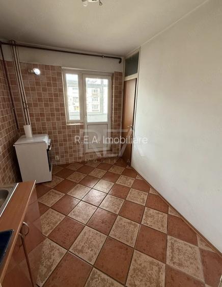 2 camere, 7/8, bloc 1986, 54 mp- Lujerului - 8