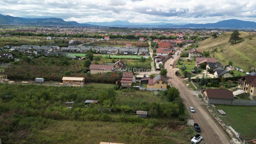 Teren intravilan - 28