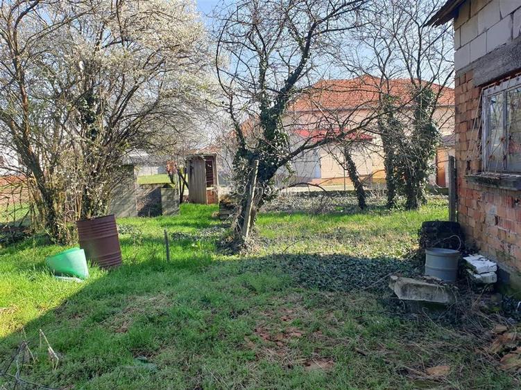 RECO Casa cu etaj nefinisata in Santion, com. Bors - 21