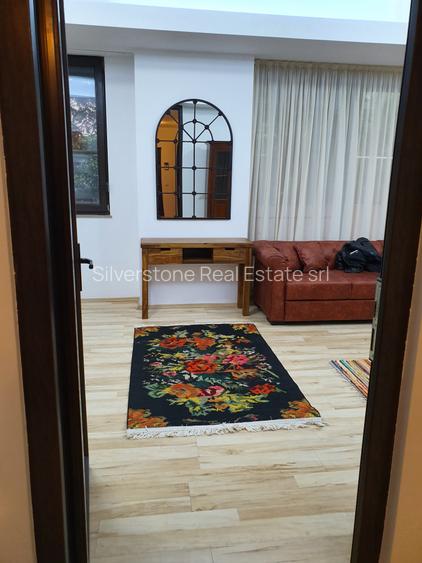 Rara! NORTH AREA LAKE VIEW, 3 parter cu terasa spatioasa catre gradina splendida - 4