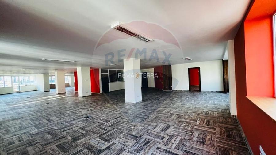 Spațiu generos de închiriat pe strada Transilvaniei - 2