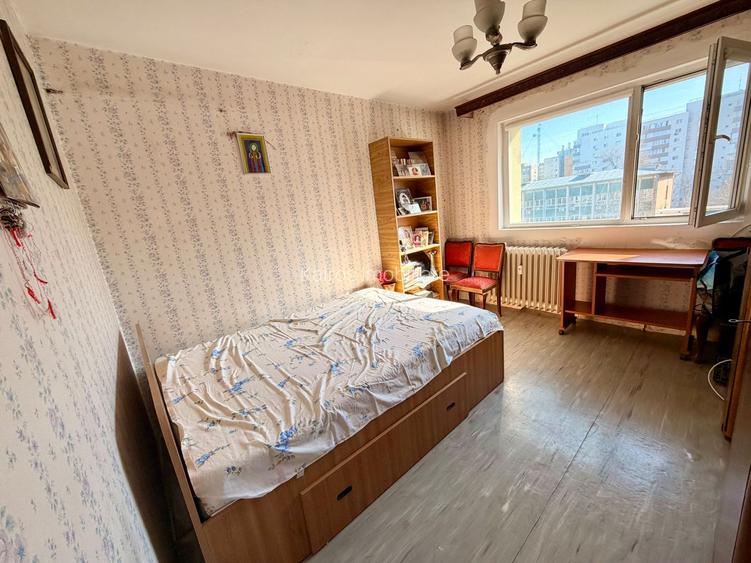 Apartament 2 camere cu balcon-Drumul Taberei 35- Metrou în fața bloc - 11