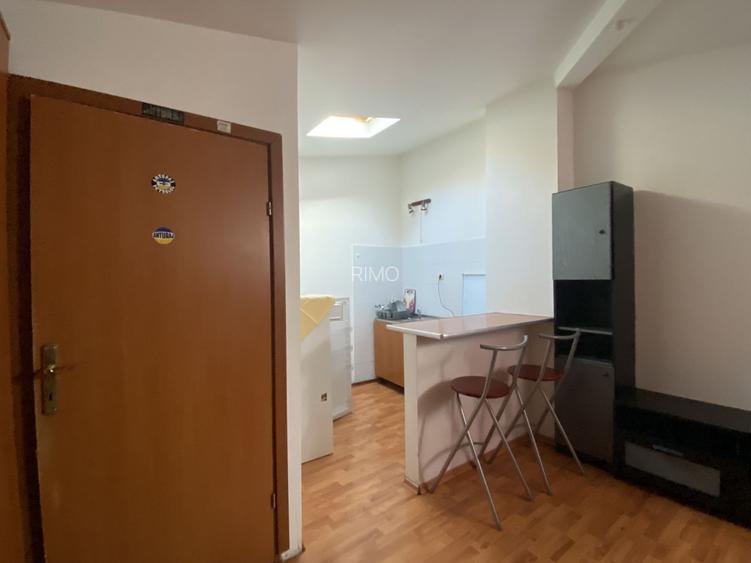 Garsoniera atragatoare, Piata Iancului - 4