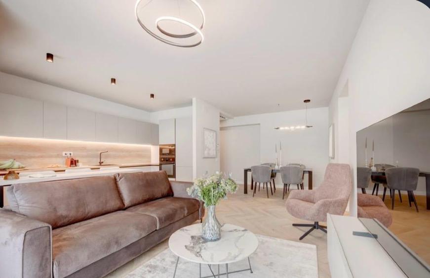 NOU / PRIMA INCHIRIERE /GRADINA PROPRIE