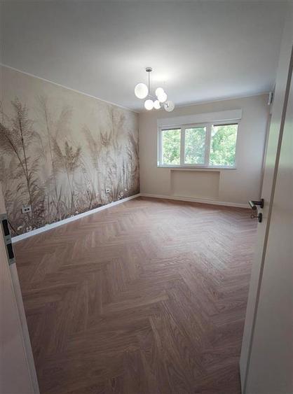 Oferta Rara - Copou - Parc - Apartament 4 camere cu garaj si boxa