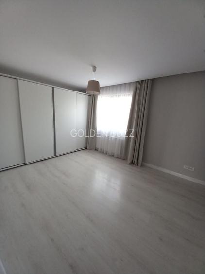 Vila de Vanzare Complex Oxford | Garaj - 9