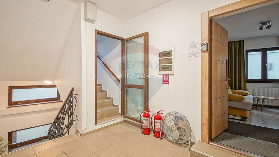 Casa cu 5 studiouri independente, terasa rooftop, vedere montana - 29