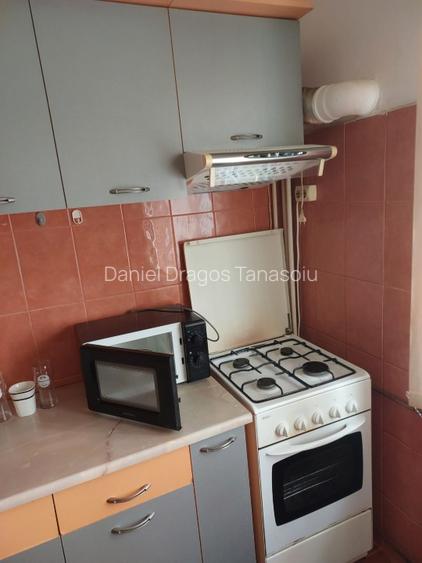 Inchiriez garsonieră 13 Septembrie - Novaci - 8