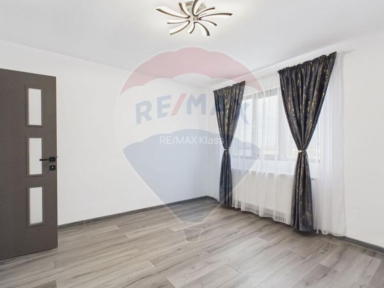 Casă / Vilă cu 5 camere de vânzare - 30