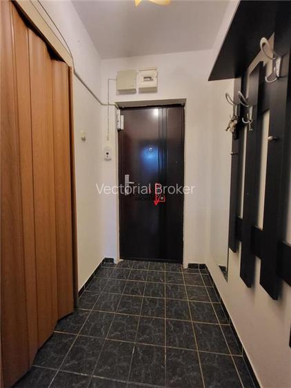 2 CAMERE DECOMANDAT / FIX IN BUZA PARCULUI I.O.R - 16